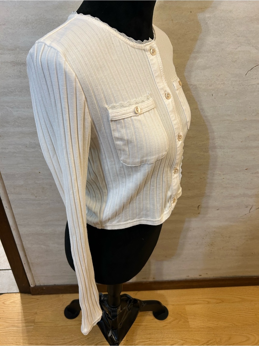 J.Crew Ribbed Lace-Trim
Cropped Cardigan - Picture 3 of 11
